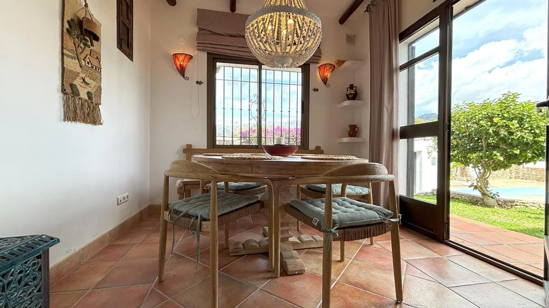 Villa Calle Descartes 9 - Eurosur Nerja